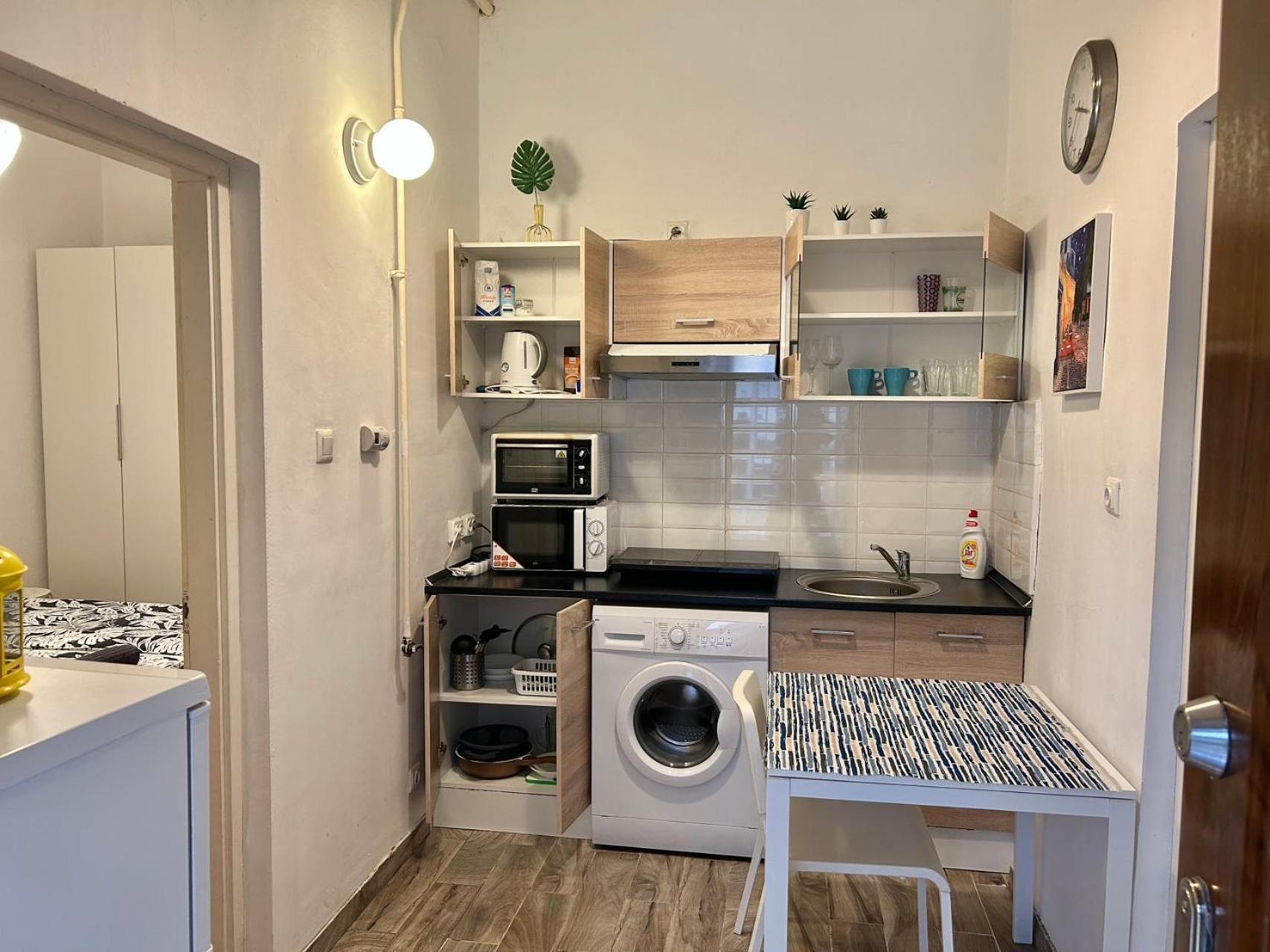 No. 11 Apartment With 2 Bathrooms Next To Railway Station บูดาเปสต์ ภายนอก รูปภาพ
