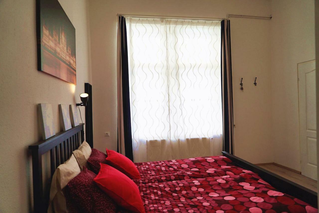 No. 11 Apartment With 2 Bathrooms Next To Railway Station บูดาเปสต์ ภายนอก รูปภาพ