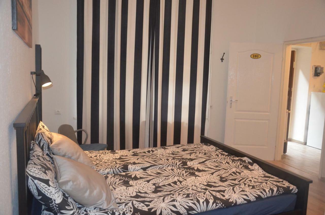 No. 11 Apartment With 2 Bathrooms Next To Railway Station บูดาเปสต์ ภายนอก รูปภาพ